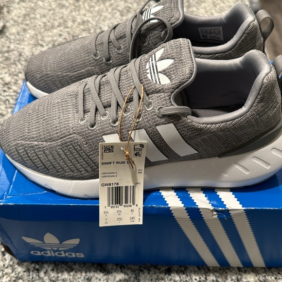 Addias Swift Run-New💯 - Picture 6 of 6